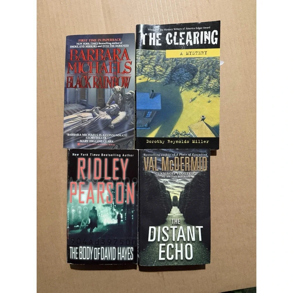 Lot of 10 random‎ murder mystery novel paperback books, various authors B7